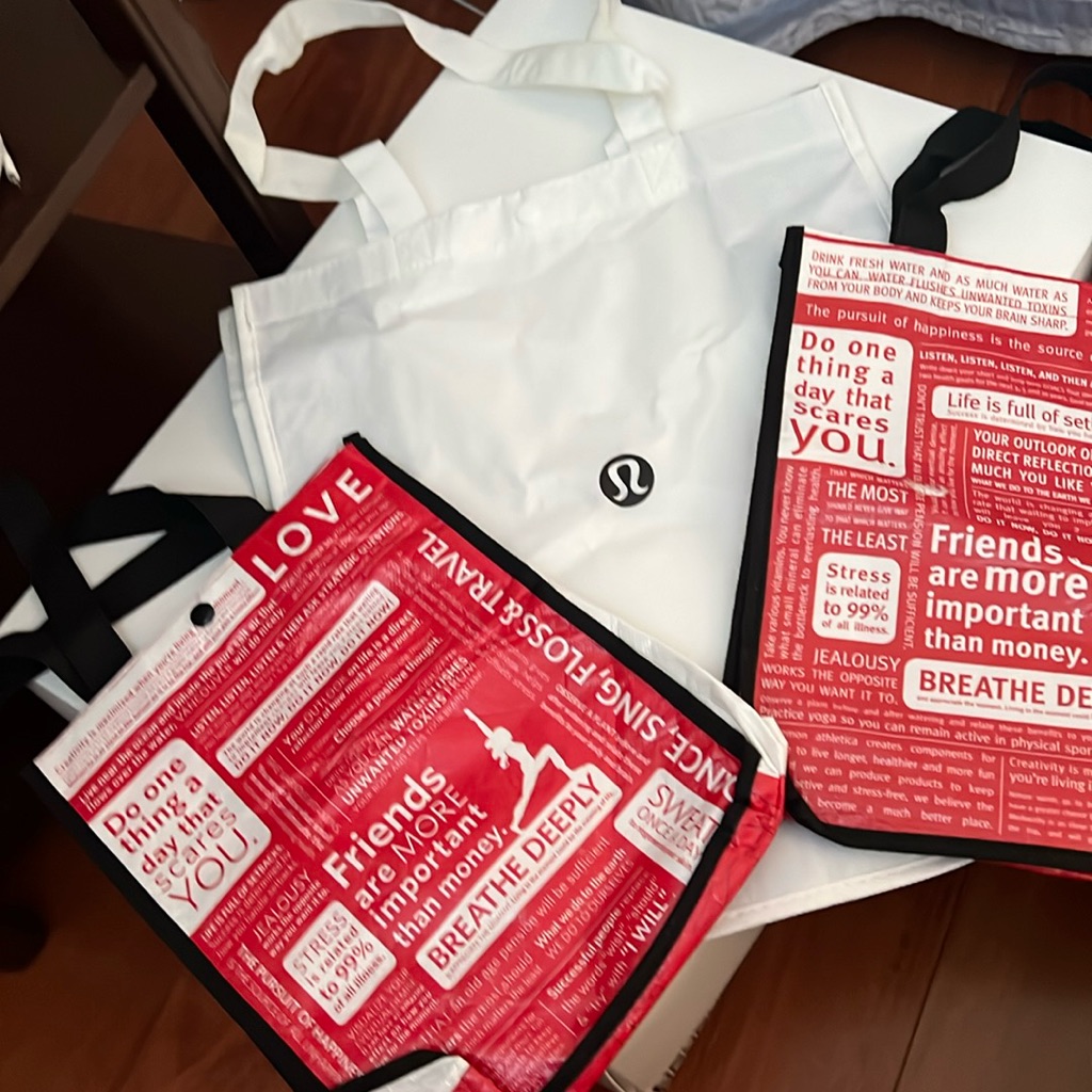 Lululemon Reusable Totes 3 (1 Large + 2 Small)